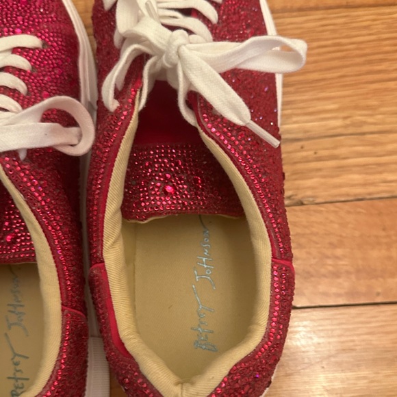 Betsey Johnson Sparkling Pink Sneakers Size 9 Worn once - Picture 4 of 8